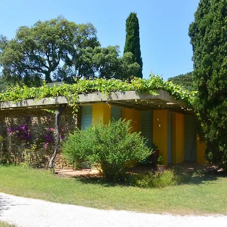 Agreable Fleurie Sur L'ile De וילה